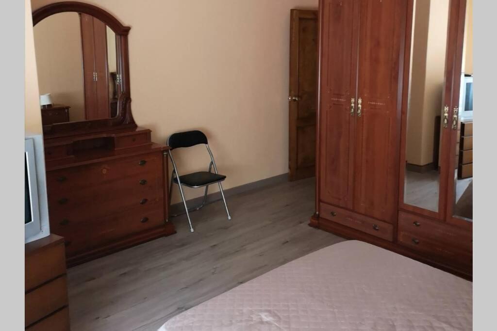 Piso Auditorio Ourense Apartment Exterior photo